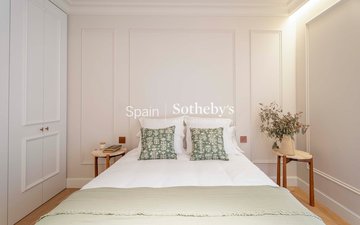 Property slide 32