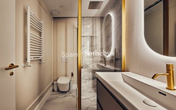 Property slide 22