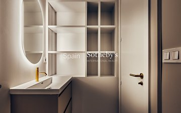 Property slide 16