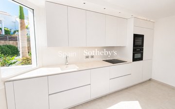 Property slide 12