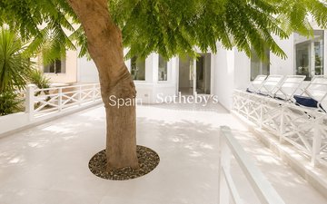 Property slide 33