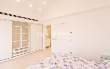 Property slide 25