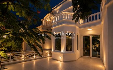 Property slide 35