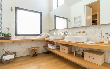 Property slide 26