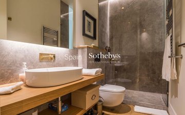Property slide 31