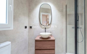 Property slide 24
