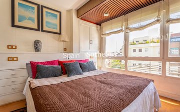 Property slide 10