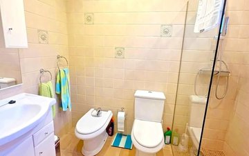 Property slide 10