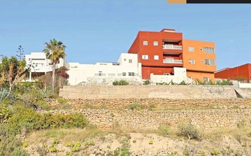 Property slide 14