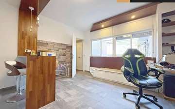 Property slide 46