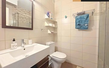 Property slide 16