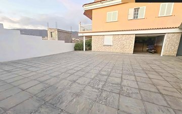 Property slide 24