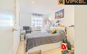 Property slide 23