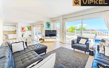Property slide 29