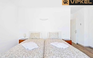 Property slide 30