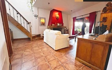 Property slide 14