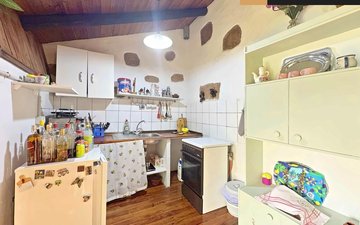 Property slide 25