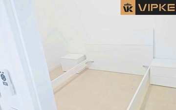 Property slide 10