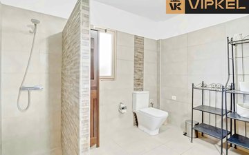 Property slide 28