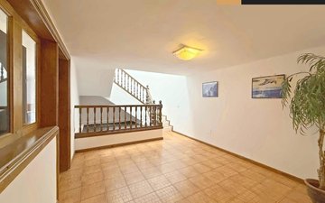 Property slide 48