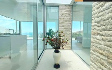Property slide 18