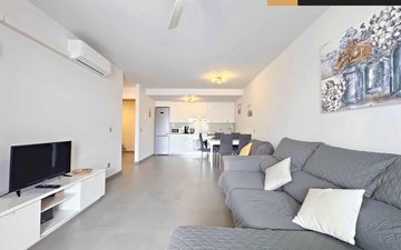 Property slide 17