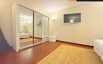 Property slide 10
