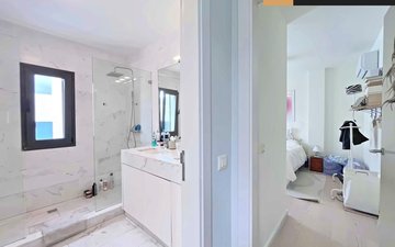 Property slide 44