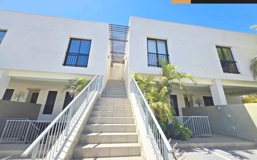 Property slide 22