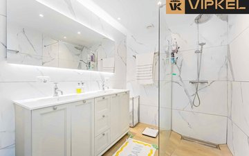 Property slide 38