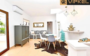 Property slide 17