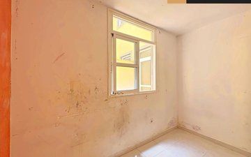 Property slide 16