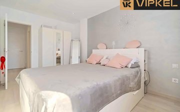 Property slide 17