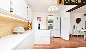 Property slide 23