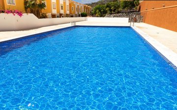 Property slide 24