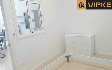 Property slide 4