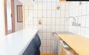 Property slide 16