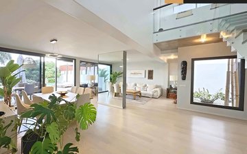 Property slide 10