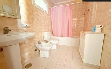 Property slide 24