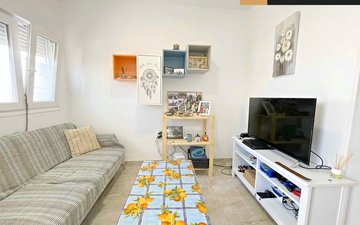 Property slide 33