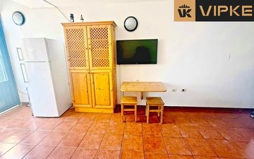 Property slide 15