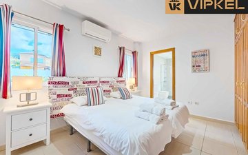 Property slide 17