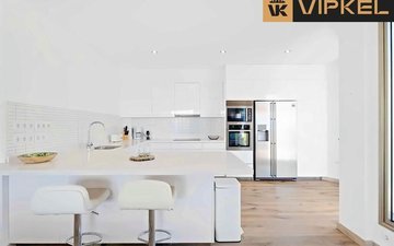 Property slide 35