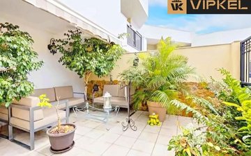 Property slide 18