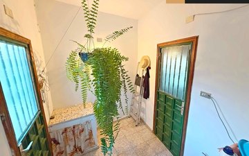 Property slide 51