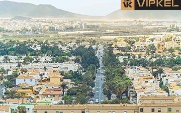 Property slide 16