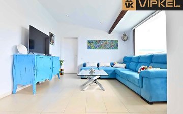 Property slide 44