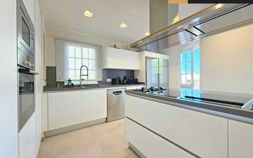 Property slide 22