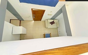 Property slide 16