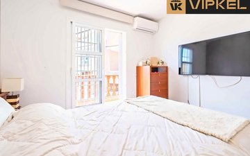 Property slide 11
